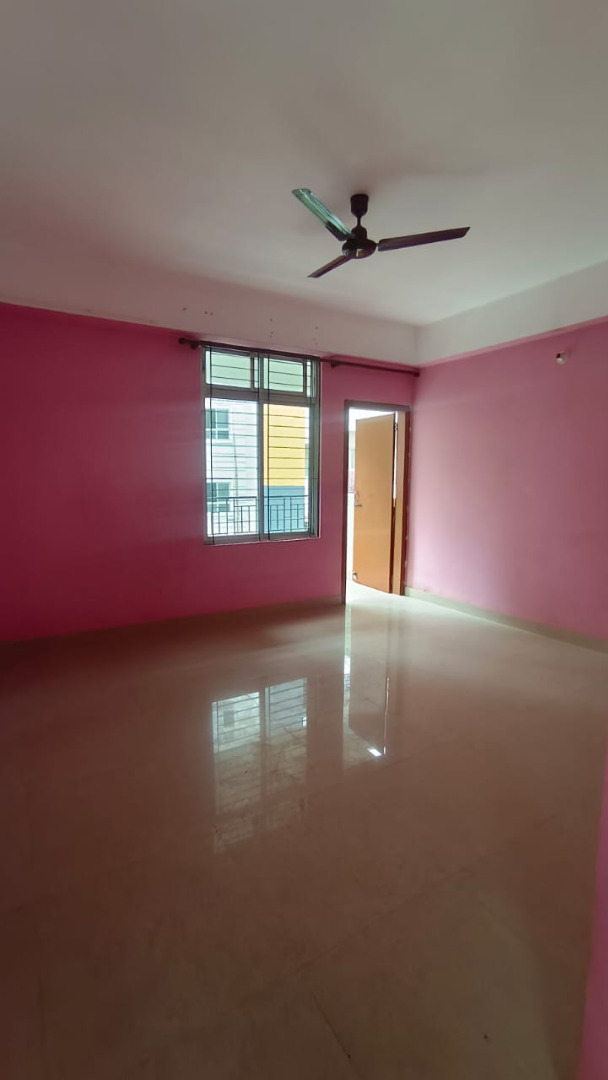 Unfurnished 3bhk in down town hospital, GS Road, Bormotoria, Guwahati, Assam, India for Rent